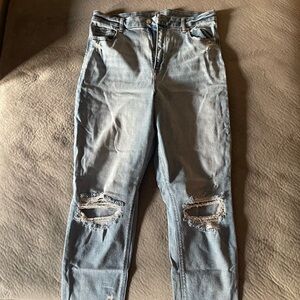 American Eagle Stretch Curvy Mom Jean Distressed Size 14L